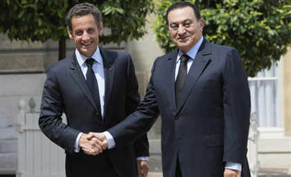 Sarkozy y Mubarak en una foto de archivo