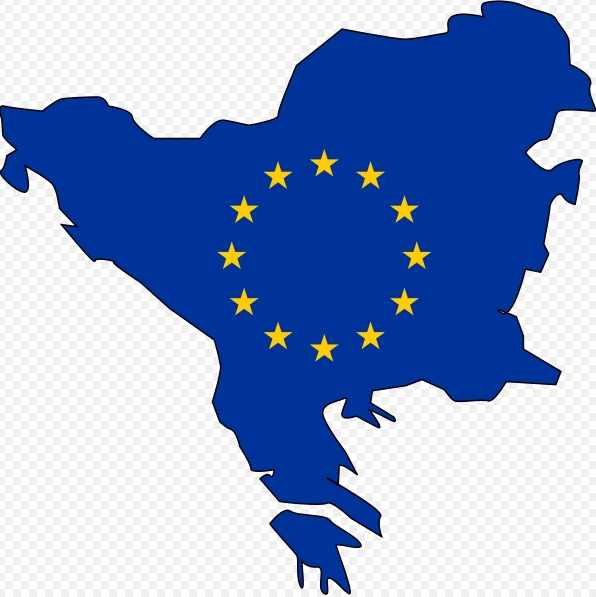 Mapa de los países balcánicos con el logo de la UE