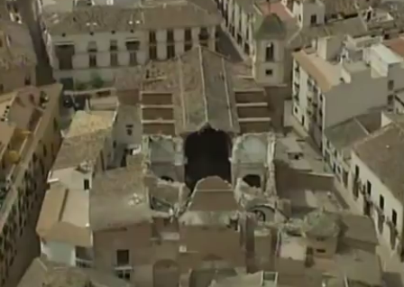 Varias casas destruidas en Lorca
