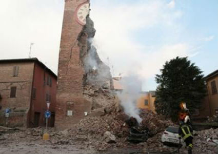 Terremoto Emilia Romagna (iglesia destrozada)