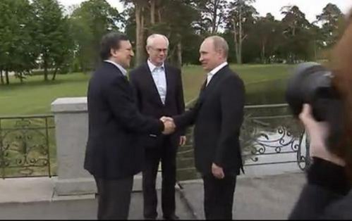 Barroso, Van Rompuy y Putin, en la cumbre UE-Rusia