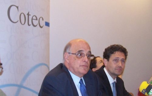 Juan Mulet Y Federico Baeza en la rueda de prensa