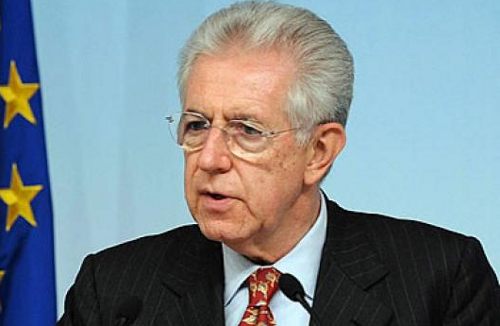 Mario Monti en rueda de prensa