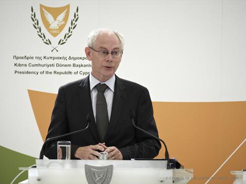 Van Rompuy en una visita a Chipre en julio 2012