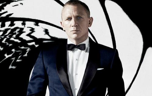 Fotograma de Daniel Craig como James Bond