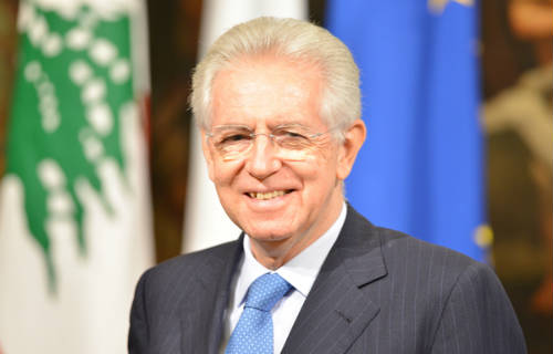Mario Monti sonriente