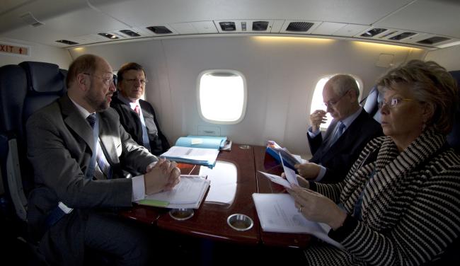 Presidentes UE en avión hacia Oslo