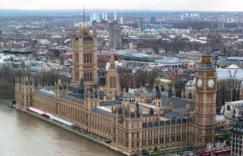 Vista del Parlamento británico