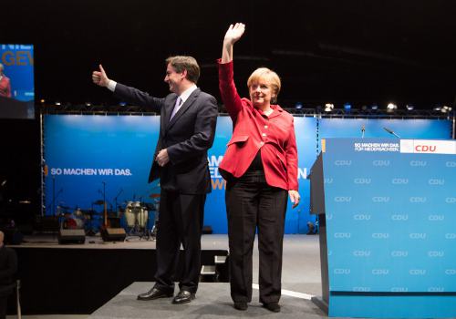 Mitin de la CDU en Baja Sajonia, con Merkel y McAllister