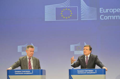 Barroso y De Gucht en rueda de prensa