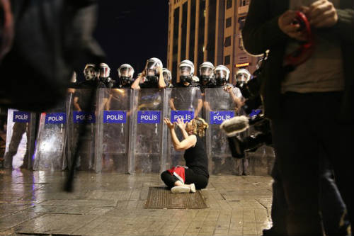 Manifestante en Turquía