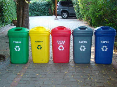 Cubos de reciclado de residuos