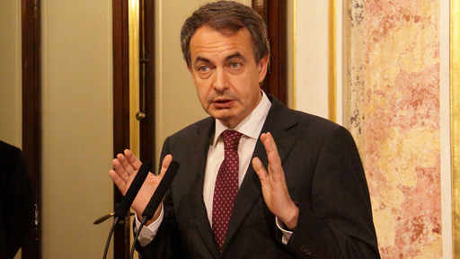 Zapatero anuncia la revisión de las centrales nucleares