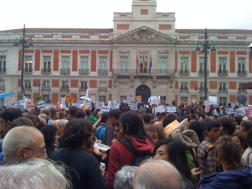 Manifestantes del 15-M en la Puerta del Sol