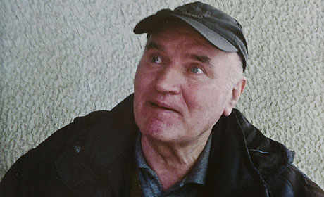 Ratko Mladic con una gorra