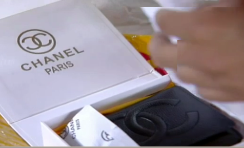 cartera de Chanel falsificada
