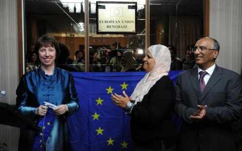 Catherine Ashton en la inauguración del centro de la UE en Bengasi