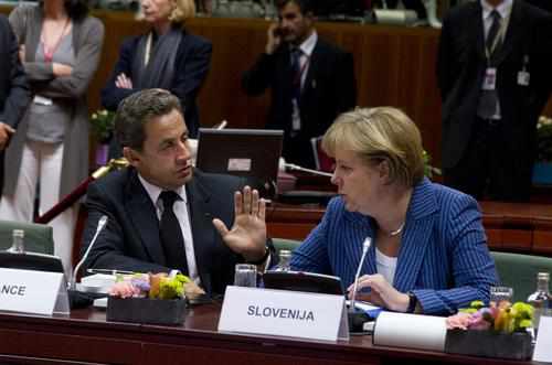 Merkel y Sarkozy en el Consejo Europeo de junio 2011