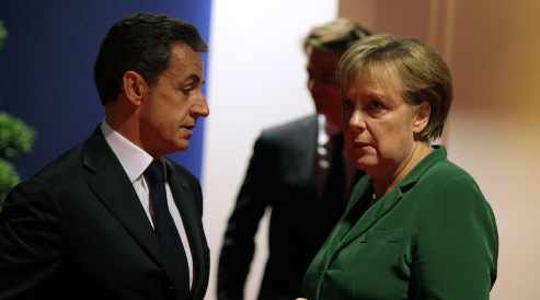 Sarkozy y Merkel, hablan