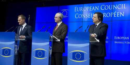 Barroso, van Rompuy y Tusk, tras el Consejo Europeo