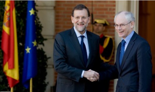 Rajoy y van Rompuy en la puerta de Moncloa