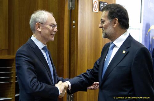 Mariano Rajoy saluda a Herman van Rompuy
