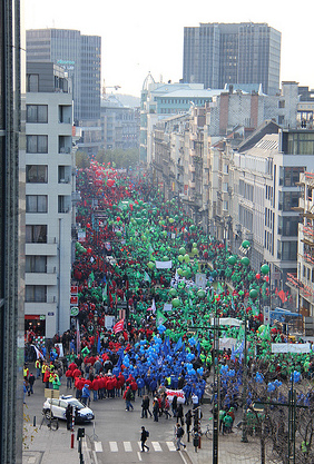 Manifestación en Bruselas contra los planes de ajuste. Otoño 2011