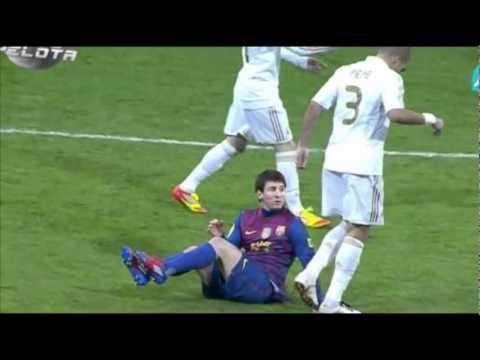 Momento de la polémica entre Pepe y Messi