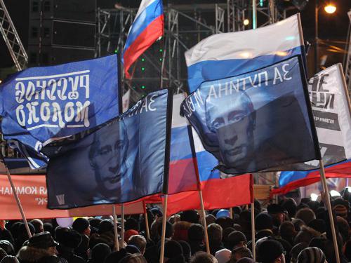 Seguidores de Putin celebran la victoria electoral
