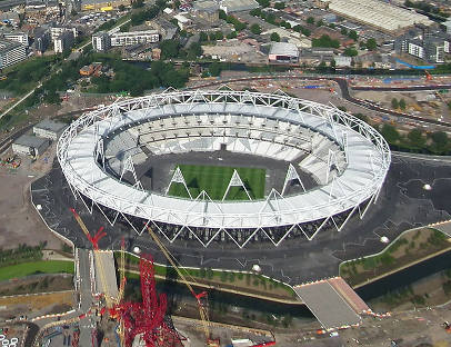 Estadio Olímpico Londres 2012 en construcción