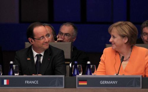 Hollande y Merkel, en la cumbre de Chicago