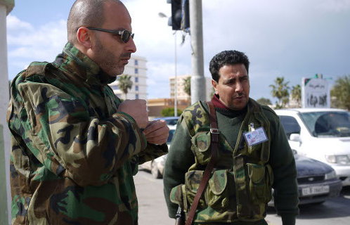 Dos paramilitares libios