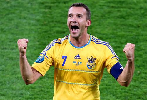Shevchenko, autor de los dos goles de Ucrania ante Suecia