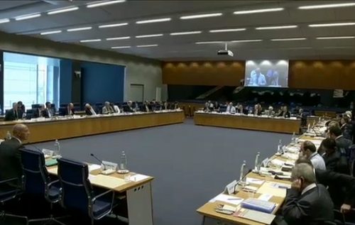Los ministros de Finnzas sentados en la mesa del Consejo