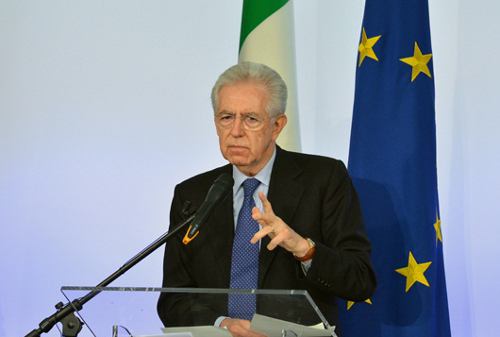 Monti, en rueda de prensa