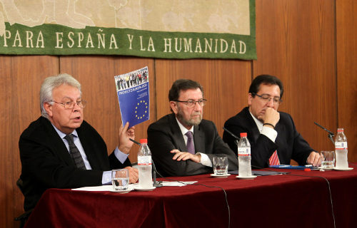 Felipe González en la conferencia