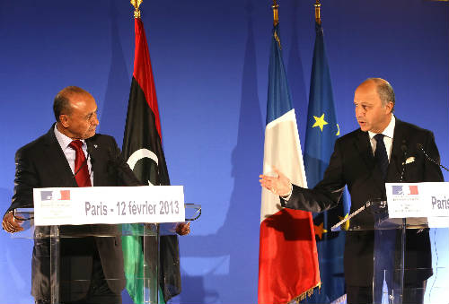 Ministros de exteriores de Francia, Fabius y Libia, Abdelaziz en rueda de prensa 