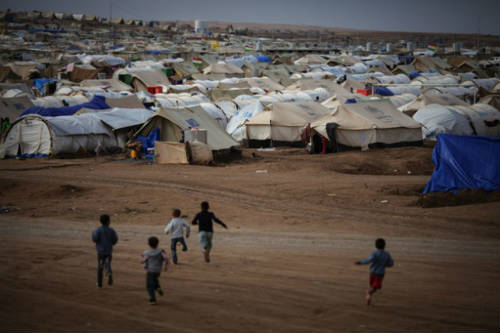 Niños en un campamento de refugiados