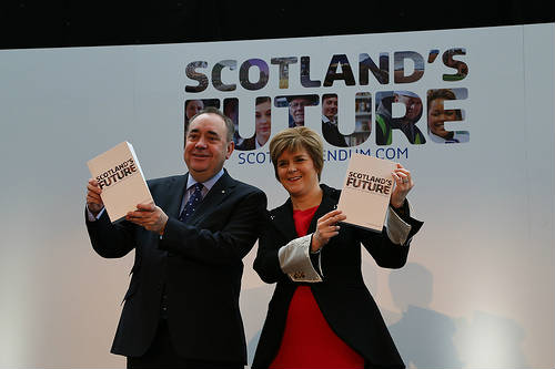 Salmond presentado libro blanco