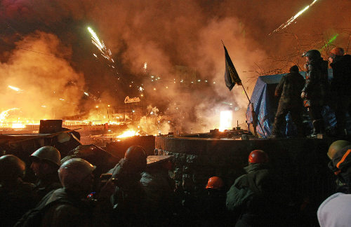 LLamas y cohetes en la noche de Kiev