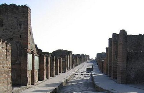 Una calle de la ciudad romana