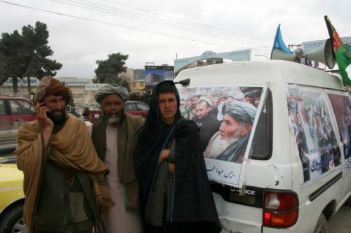 Simpatizantes afganos en Mazar-e-Sharif