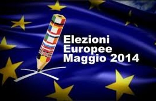Sobre una bandera europea el anuncio en italiano de las elecciones europeas