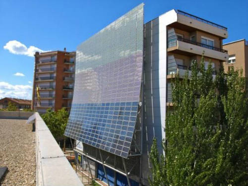 Fachada fotovoltaica del Museo Ciencia y Tecnología de Cataluña