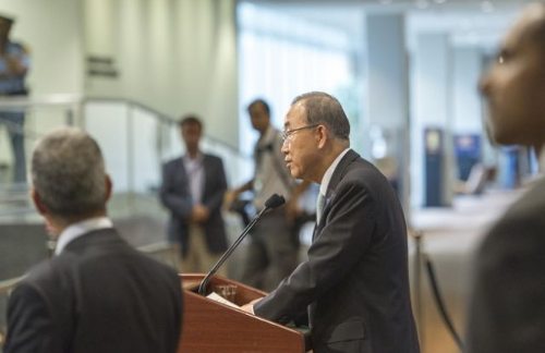 Ban Ki-moon habla a los periodistas