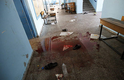 Restos del bombardeo en una escuela de la ONU