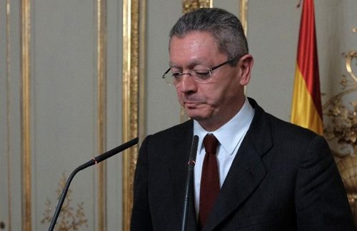 Alberto Ruiz Gallardón anuncia su dimisión