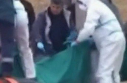 La Guardia Costera italiana desembarca un cadaver