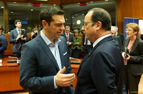 Alexis Tsipras y François Hollande, hablan en el Consejo