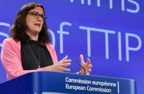 Cecilia Malmström en rueda de prensa